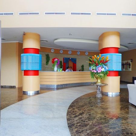 Sapadia Hotel Siantar Pematangsiantar Zewnętrze zdjęcie