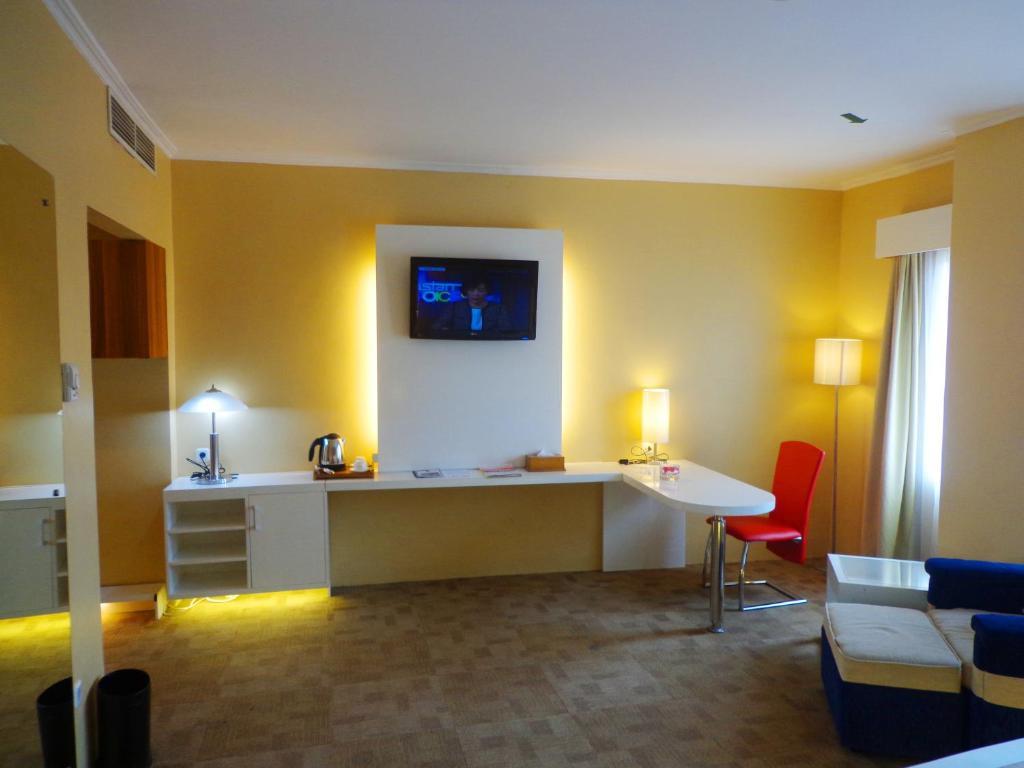 Sapadia Hotel Siantar Pematangsiantar Zewnętrze zdjęcie