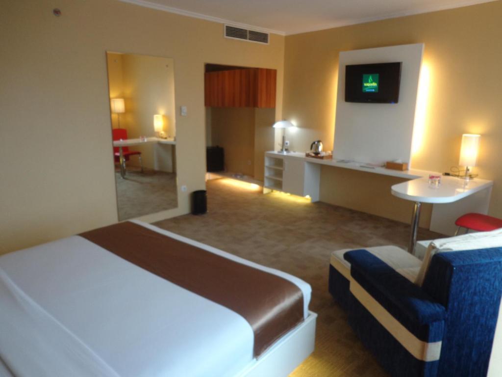 Sapadia Hotel Siantar Pematangsiantar Pokój zdjęcie